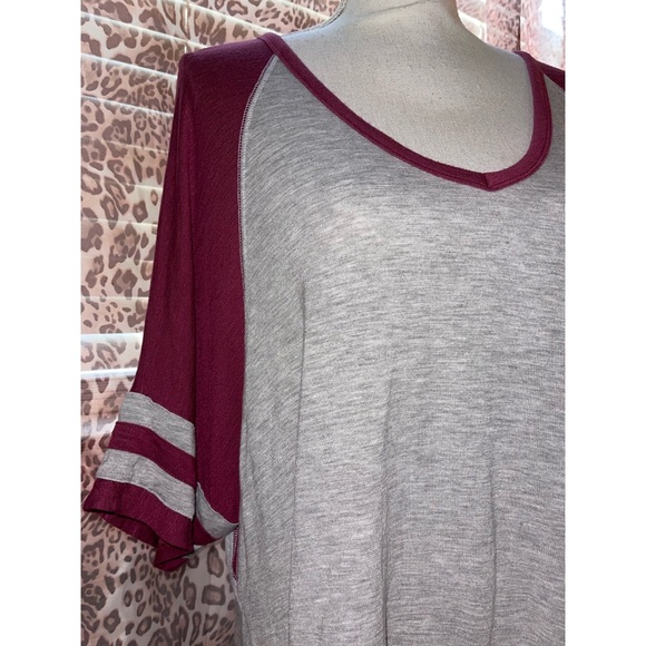 Women’s Burgundy Maurices Quarter Sleeve Shirt 💖 - Picture 5 of 17